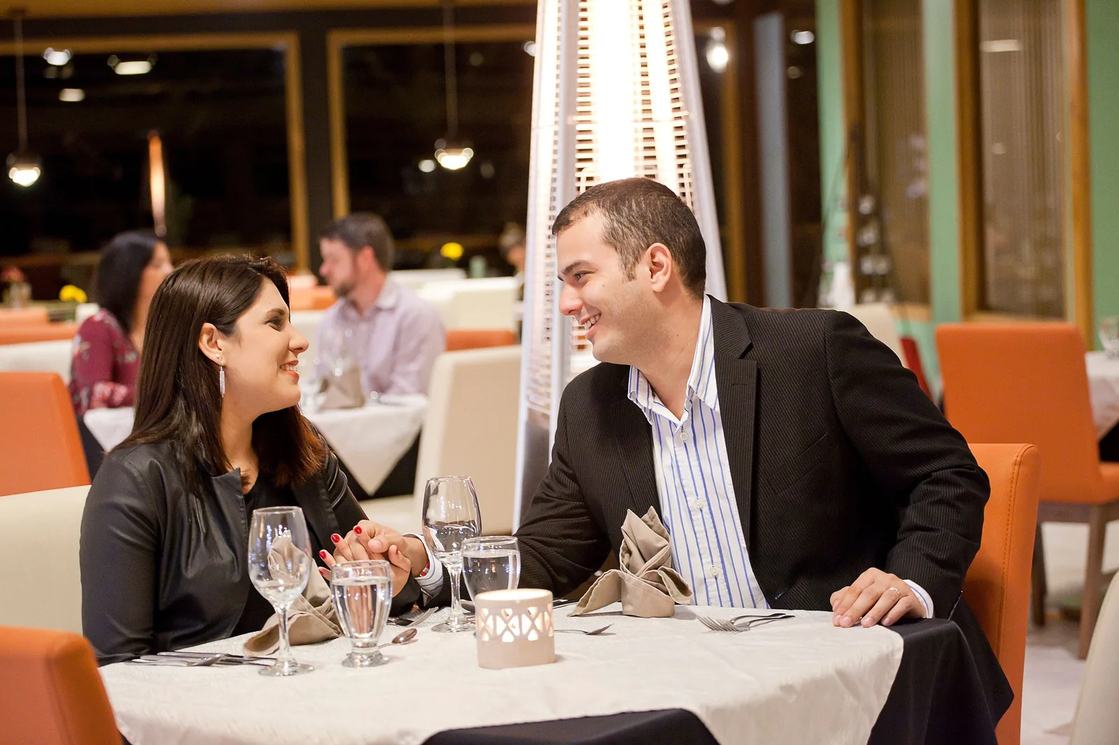 Cena en pareja en Las Bromelias